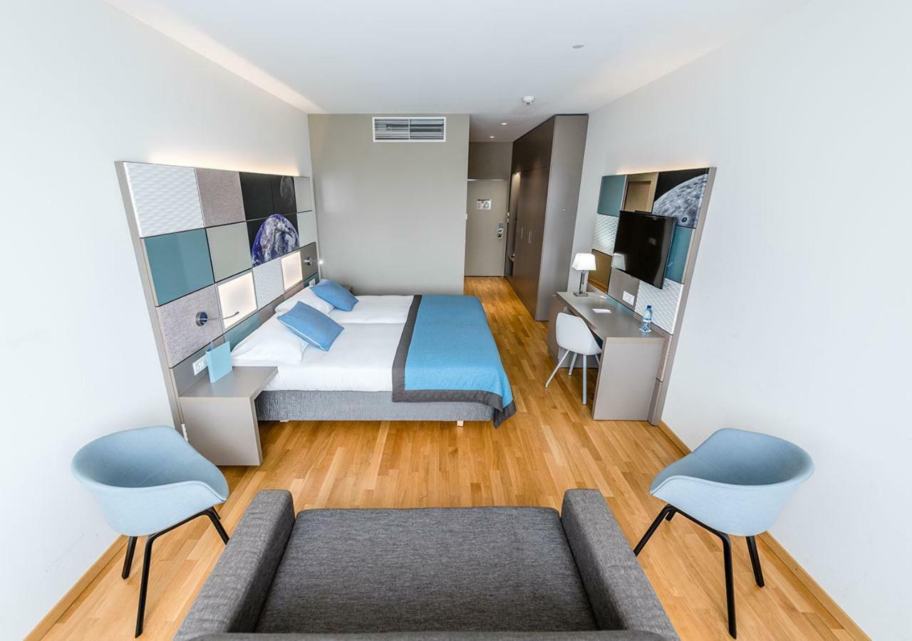 Discovery Hotel 3* Superior Crissier Exterior photo